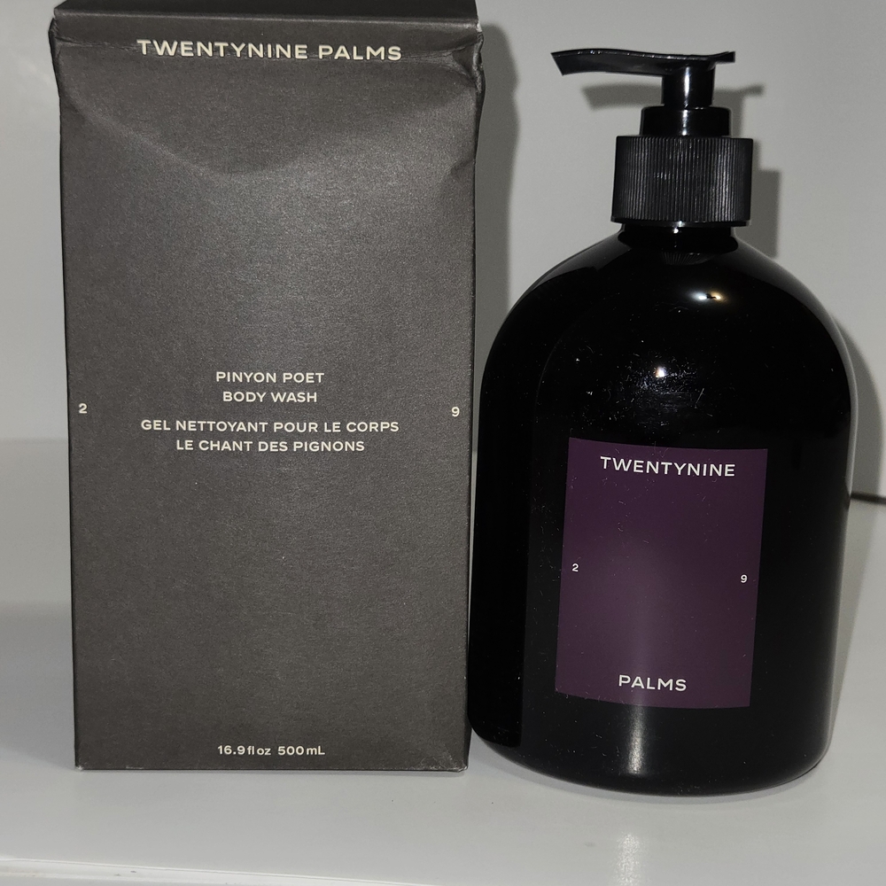 Twentynine Palms Black and Purple Body Wash